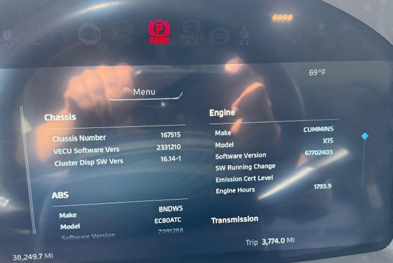 2025 Kenworth T880 — thumbnail 8