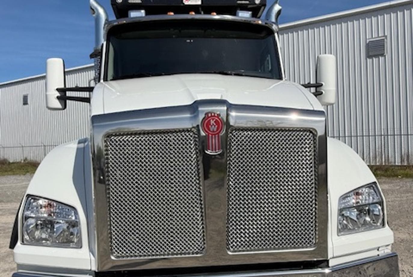 2025 Kenworth T880 — thumbnail 9
