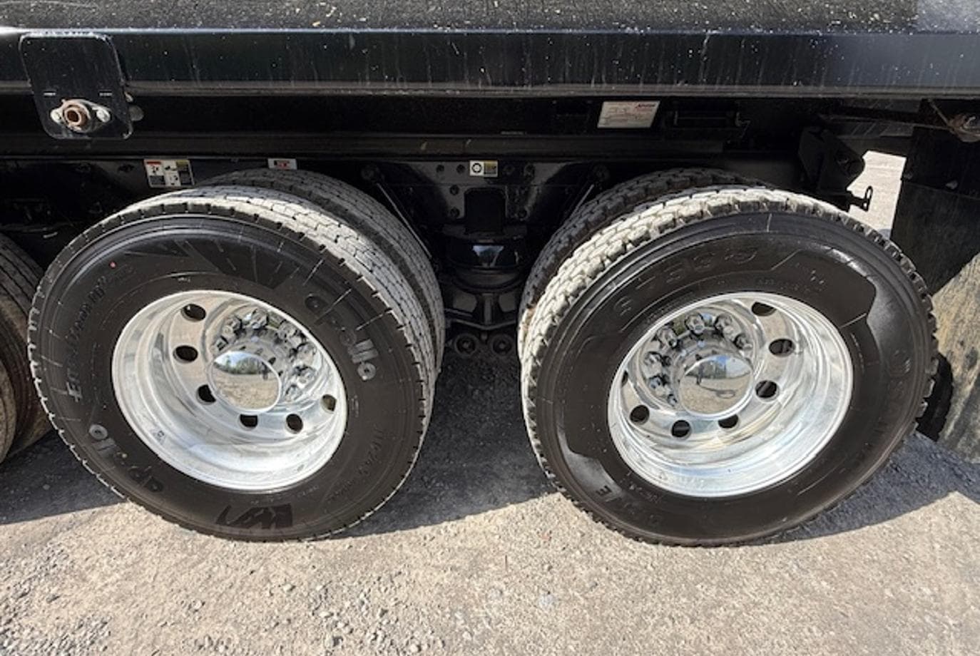 2025 Kenworth T880 — thumbnail 17