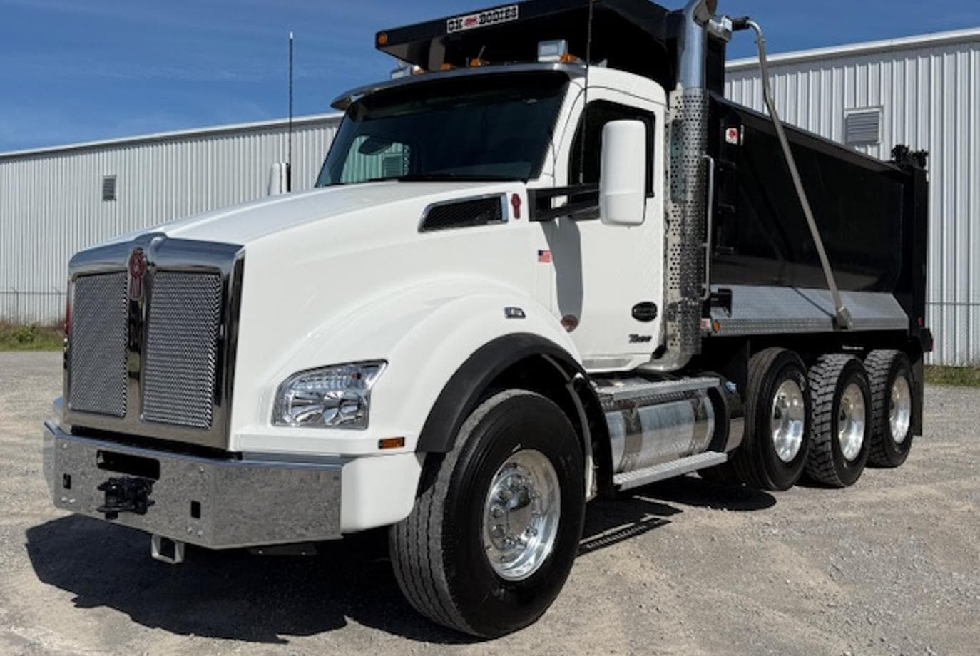 2025 Kenworth T880