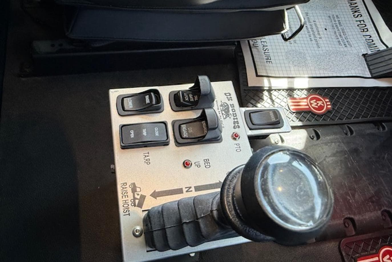 2025 Kenworth T880 — thumbnail 15