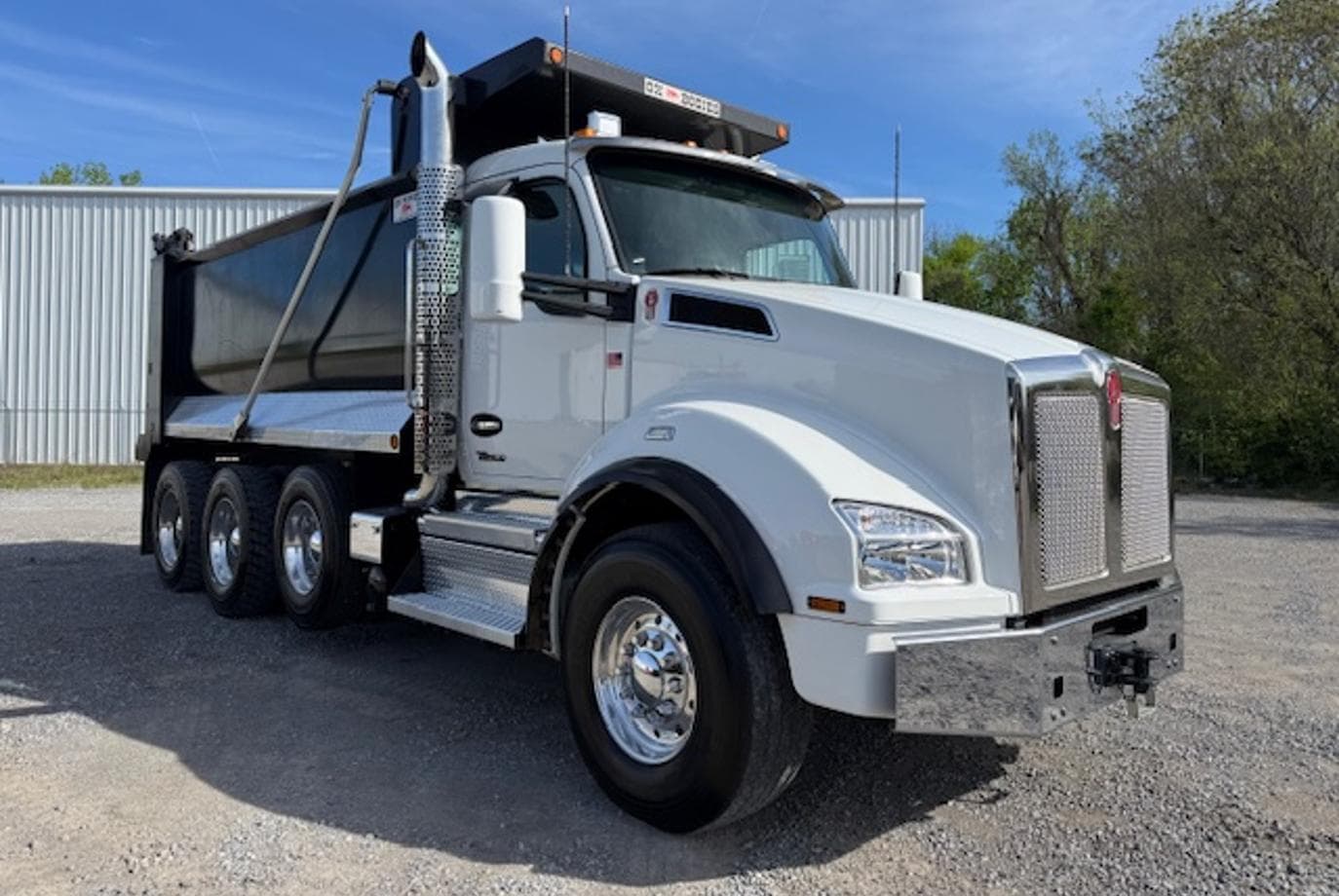 2025 Kenworth T880 — thumbnail 4