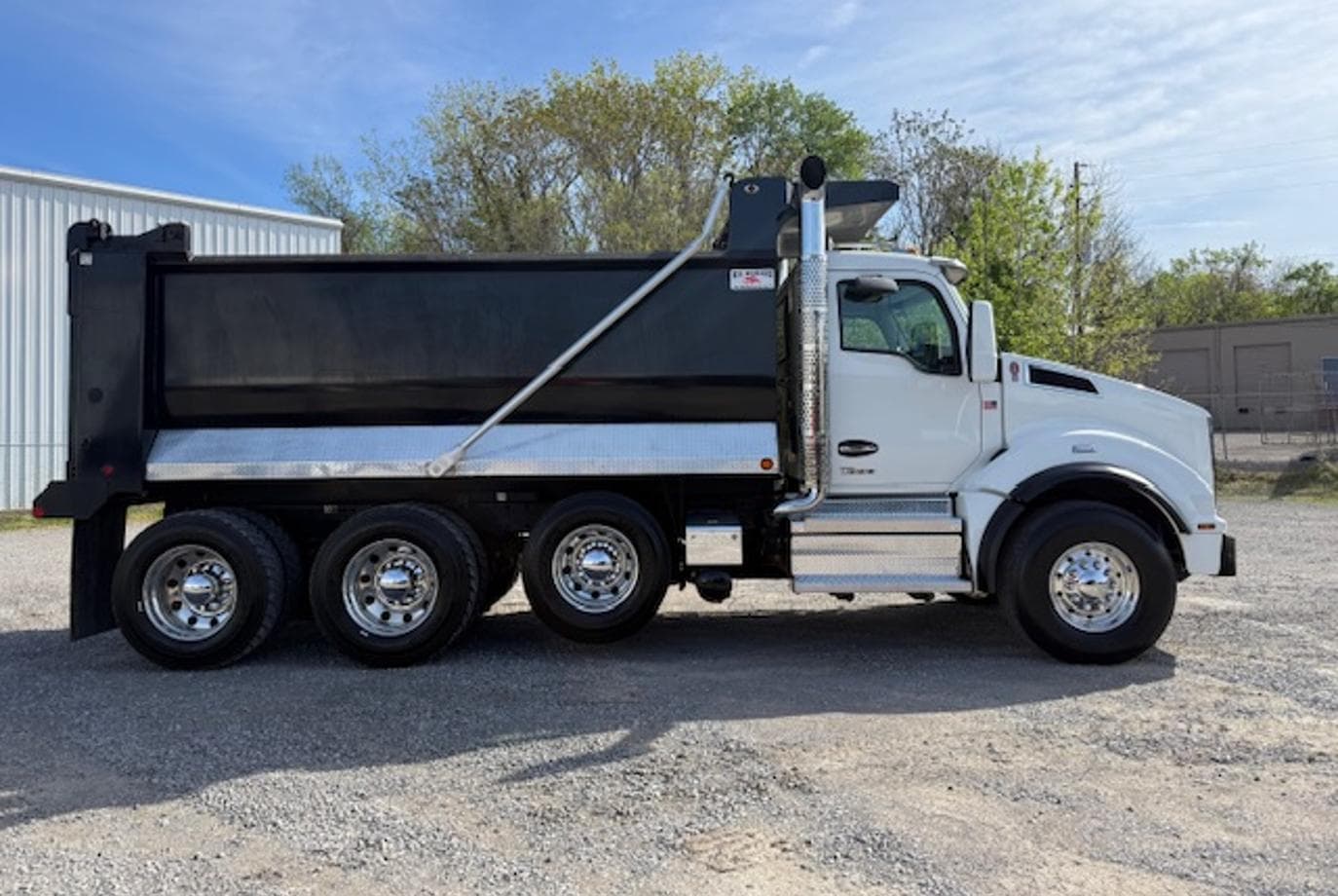 2025 Kenworth T880 — thumbnail 5