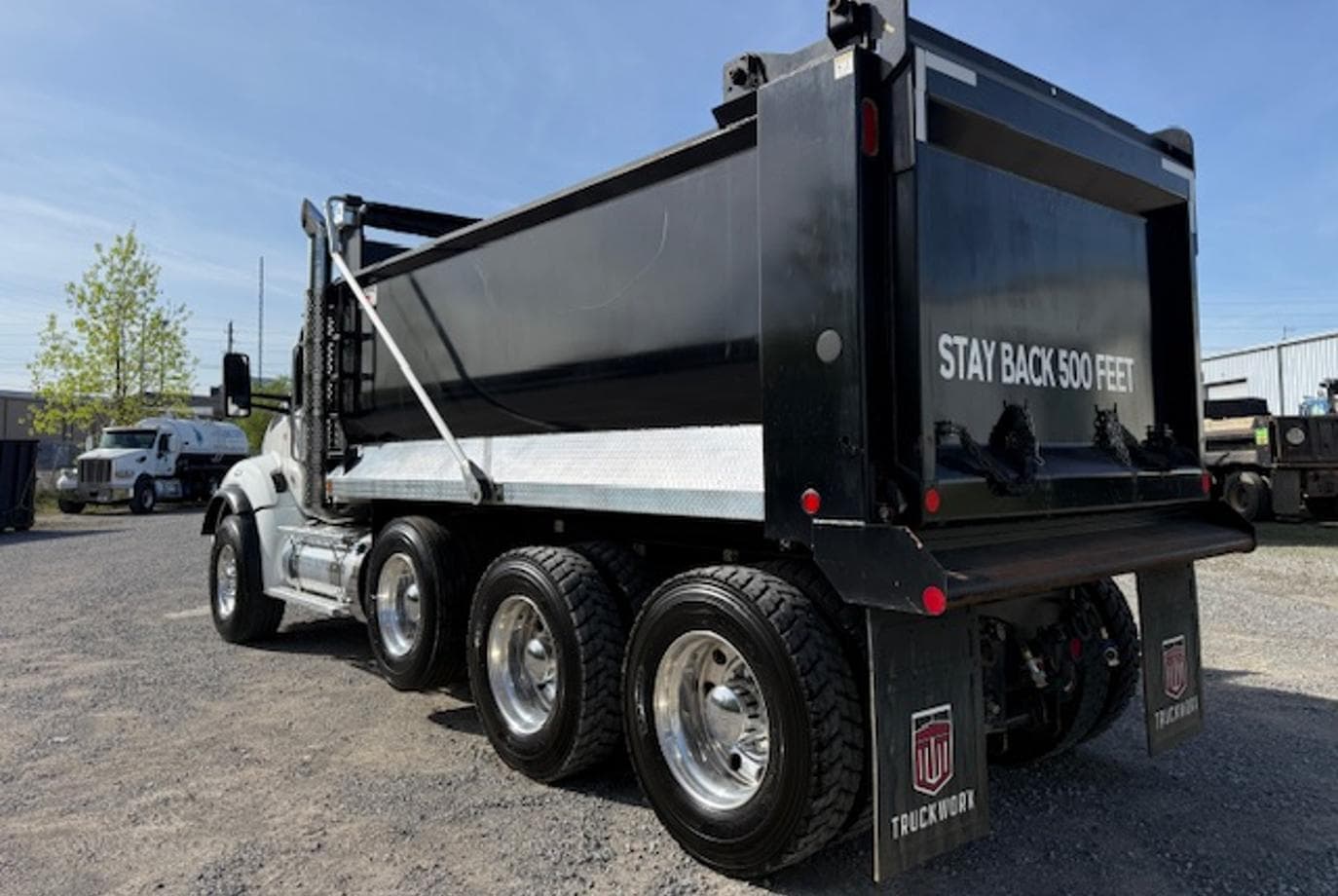 2025 Kenworth T880 — thumbnail 8