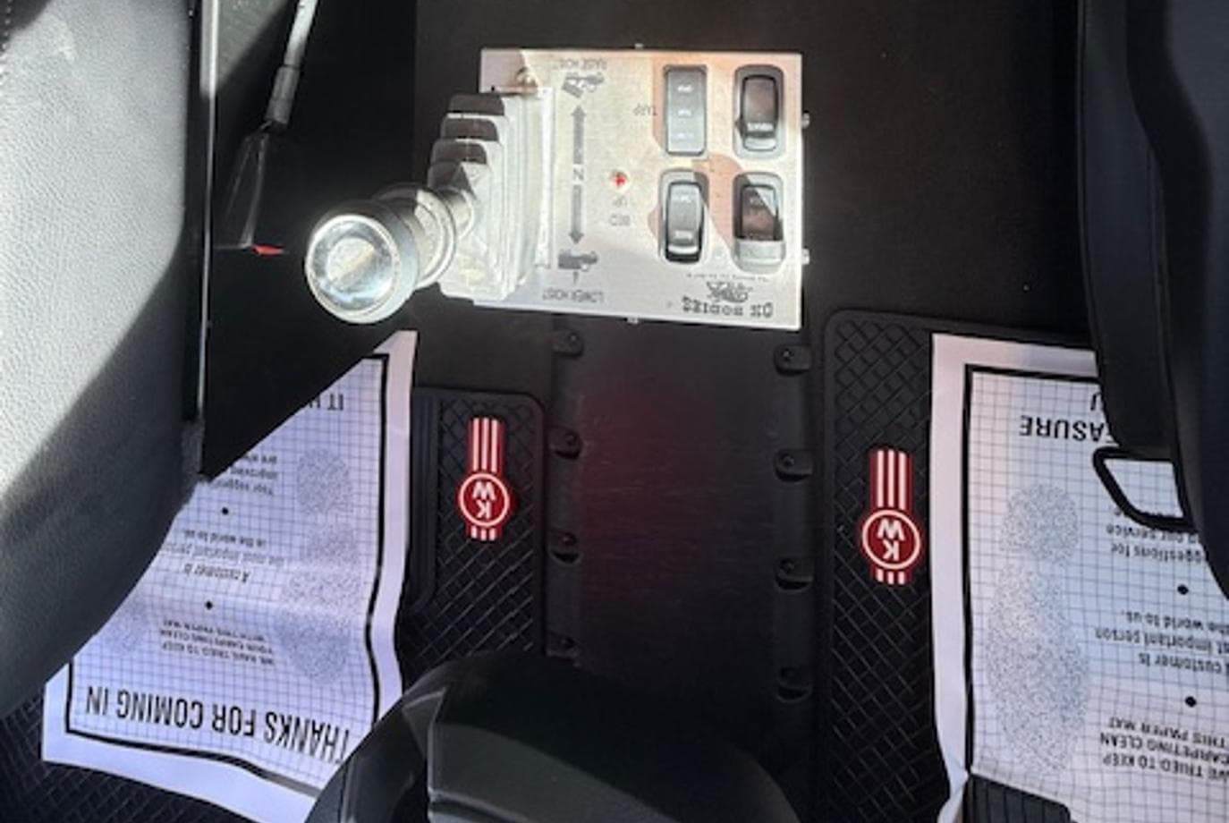 2025 Kenworth T880 — thumbnail 20