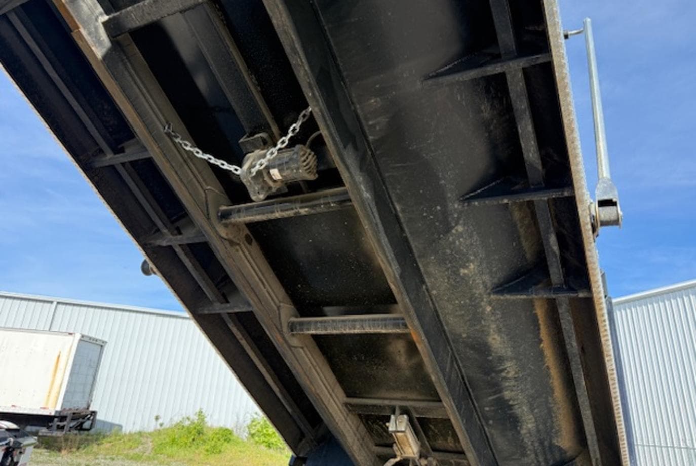 2025 Kenworth T880 — thumbnail 28