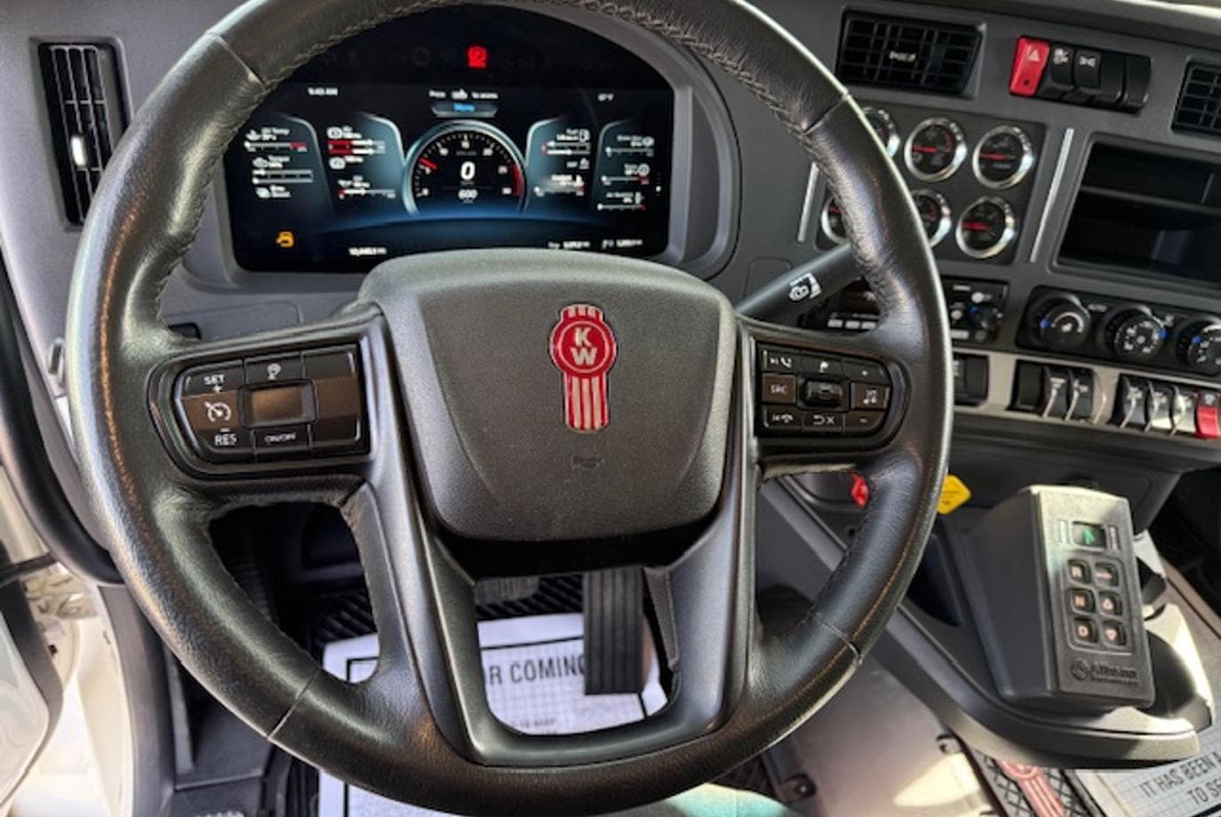 2026 Kenworth T880 — thumbnail 4