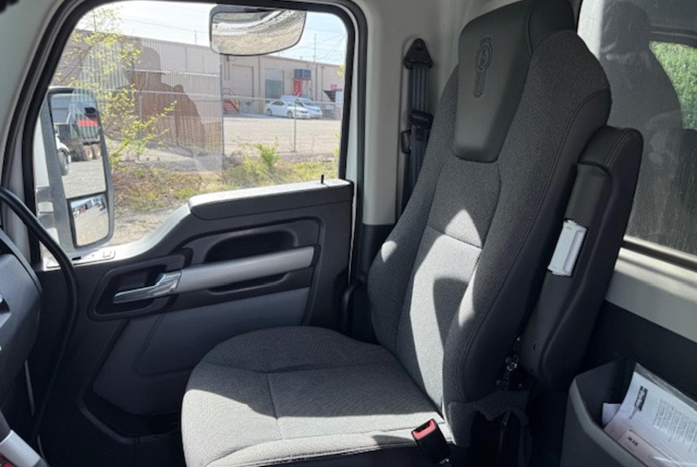 2026 Kenworth T880 — thumbnail 7