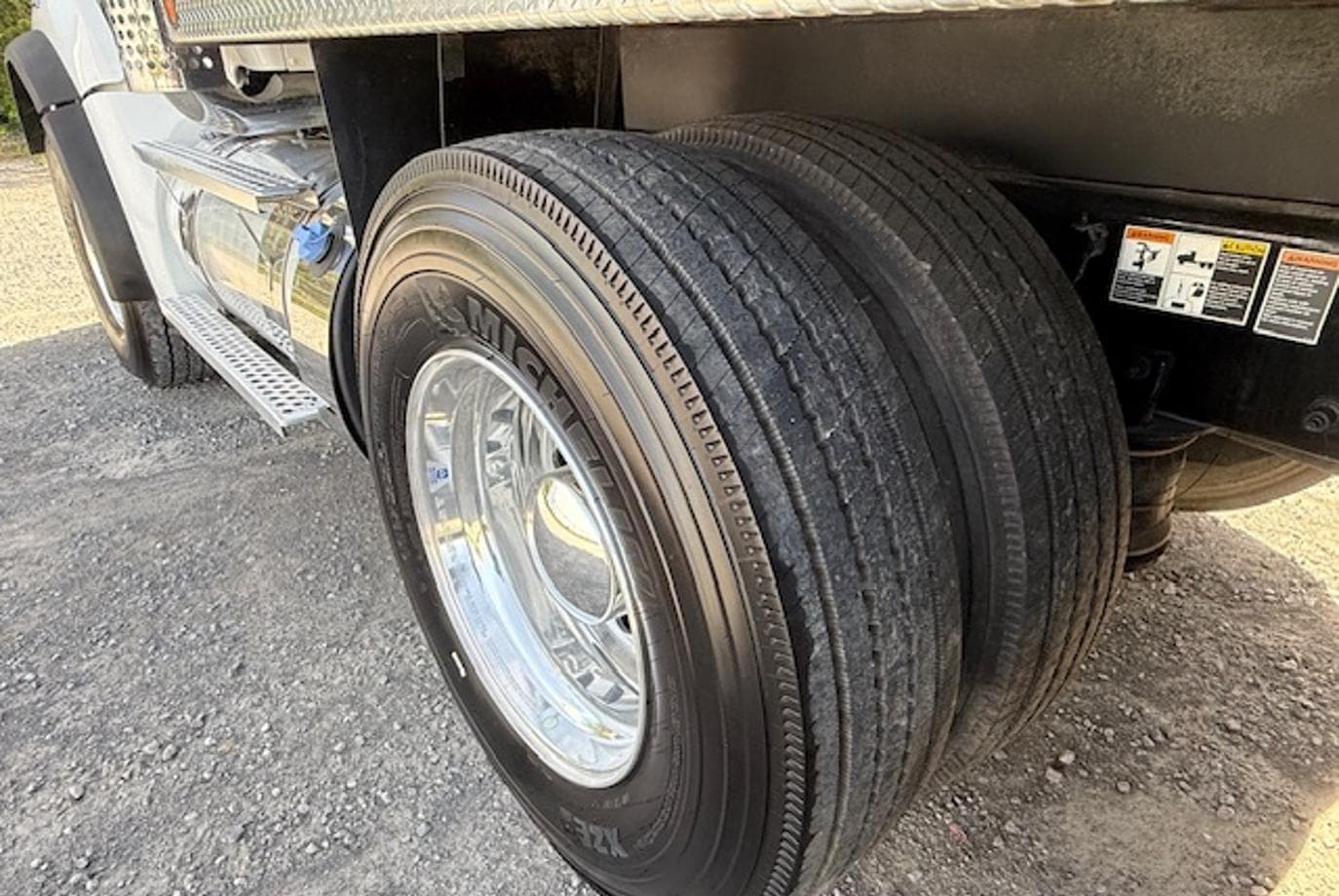 2026 Kenworth T880 — thumbnail 19