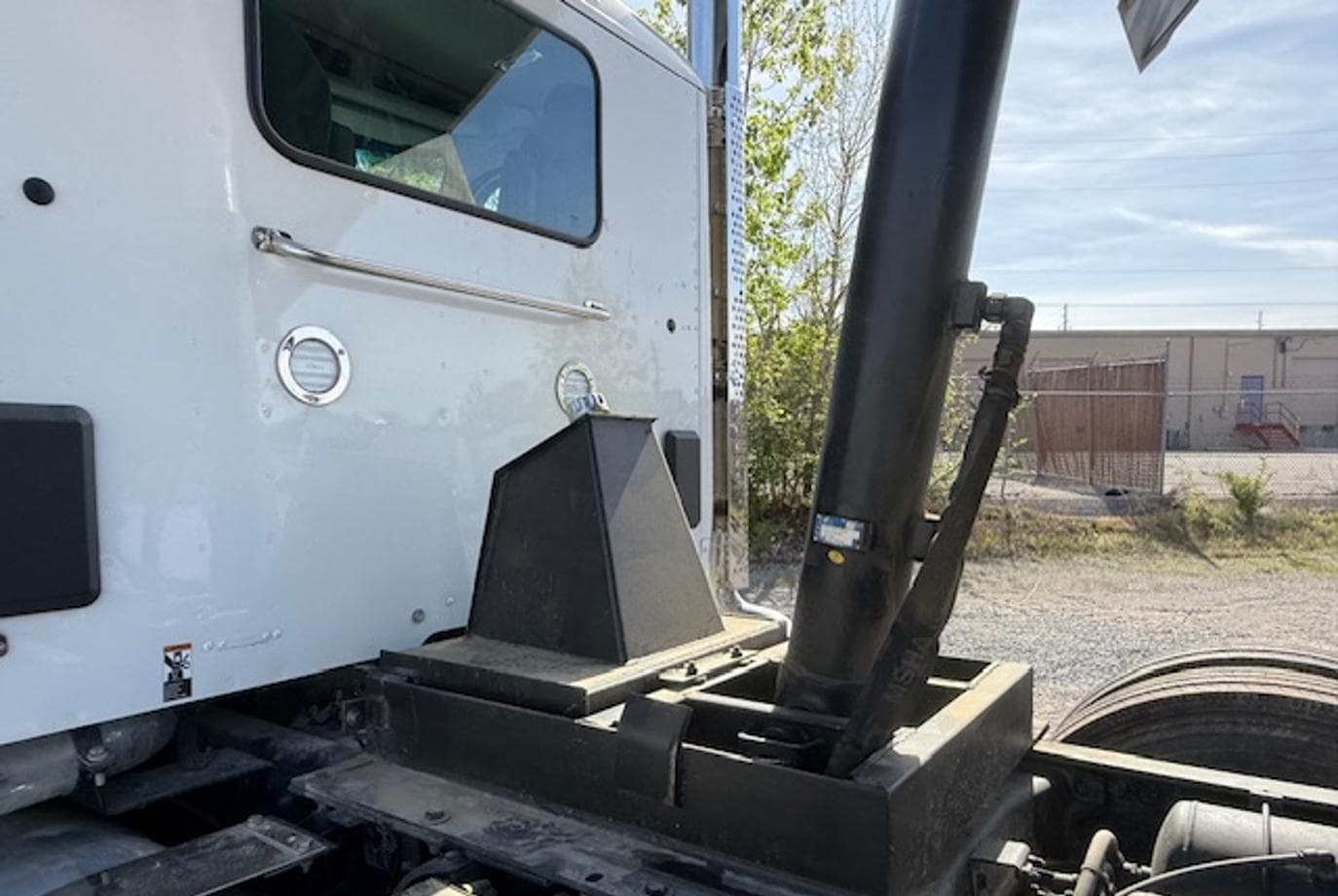 2026 Kenworth T880 — thumbnail 27