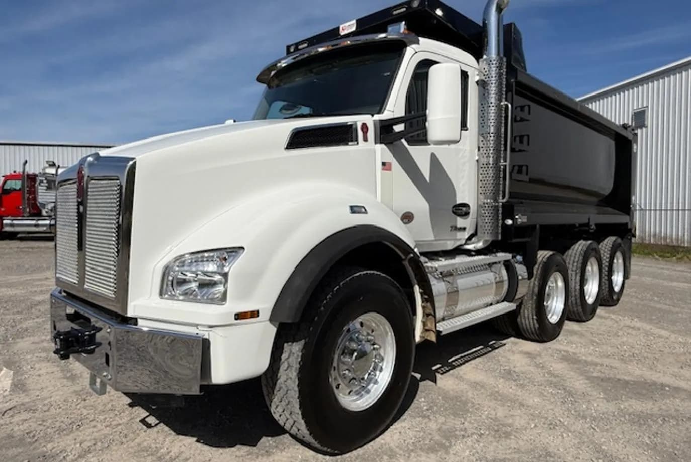 2026 Kenworth T880 — photo 1 of 3